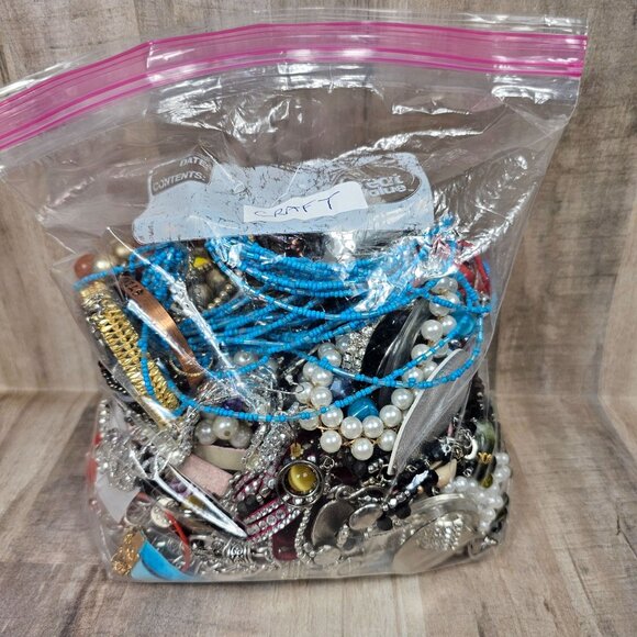 Jewelry Craft Bag 4+ Pounds Some Wearable Necklaces Bracelets Earrings More - Picture 1 of 9